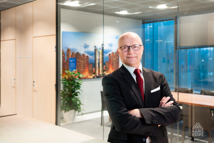 Corporate Headshots with a Variety of Backgrounds in Helsinki